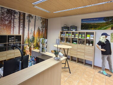 Innenansicht der Touristinformation Finsterbergen