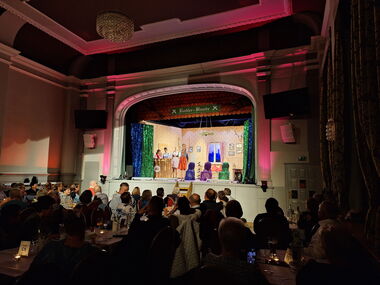 Blick in den Saal des Thüringer Kloßtheater in Friedrichroda