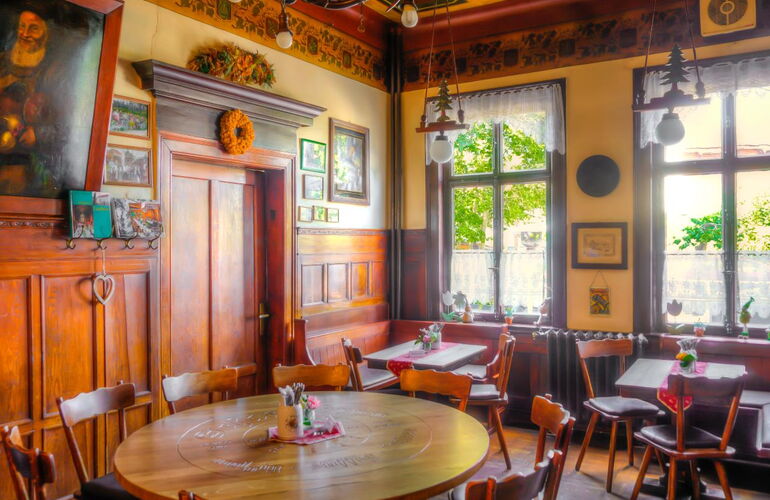 Rustikale Inneneinrichtung im Brauhaus Friedrichroda